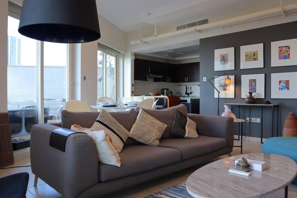 Al Reem Stylish 2br With Gym & Parking Apartment Abu Dhabi