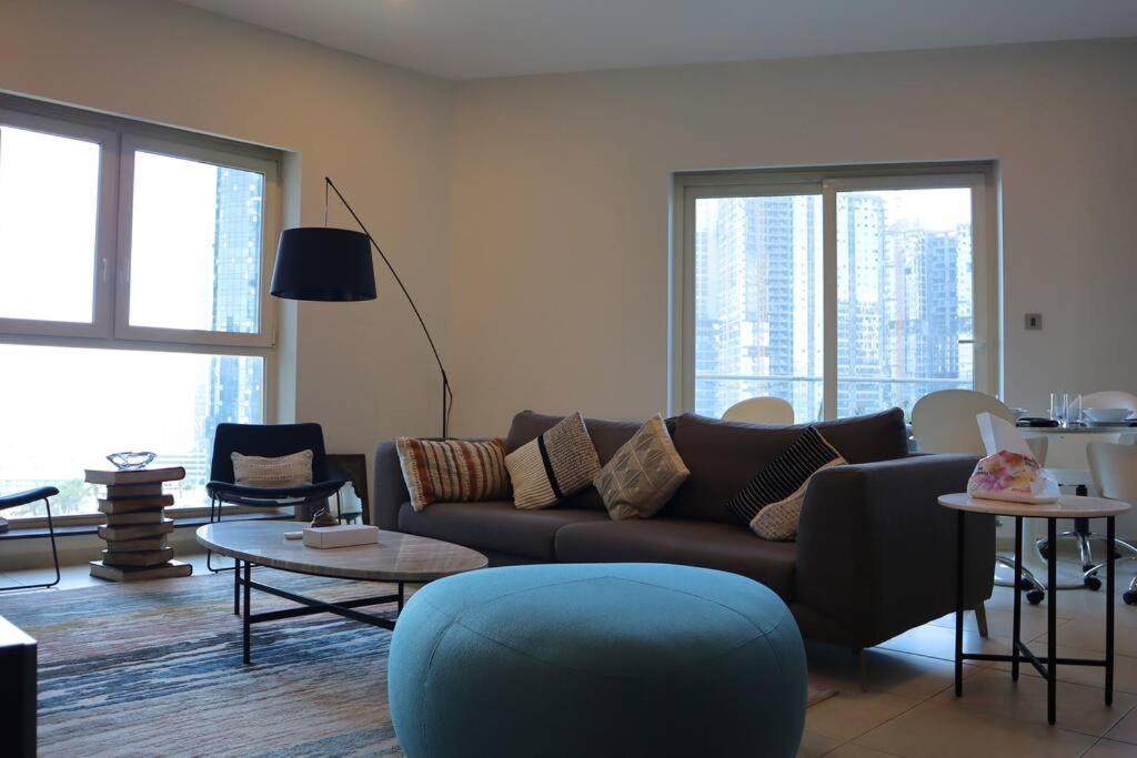 Al Reem Stylish 2br With Gym & Parking Abu Dhabi